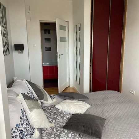 Dworzec Gdanski Apartament Varşovia Exterior foto
