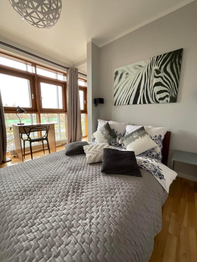 Dworzec Gdanski Apartament Varşovia Exterior foto